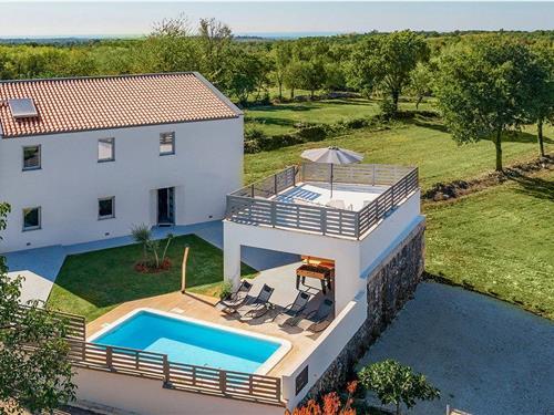 Fritidshus - 8 personer -  - Zuzici - Tinjan-Zuzici - 52444 - Zuzici