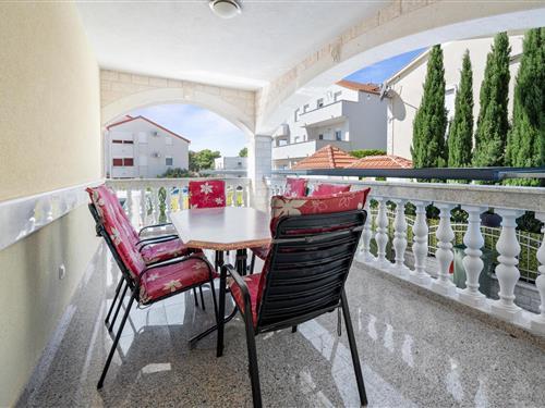 Holiday Home/Apartment - 5 persons -  - Ulica Miroslava Krleze - Vodice-Vodice - 22211 - Vodice