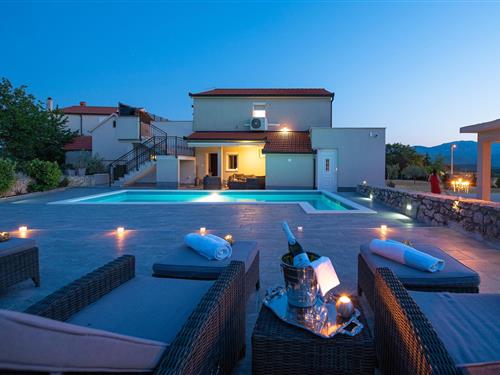 Villa - 6 personer -  - 21243 - Ugljane
