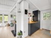 Image 9 - Kitchen