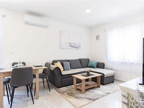 Ferielejlighed - 4 personer -  - Japnena gomila - Trogir-Vinisce - 21226 - Vinisce