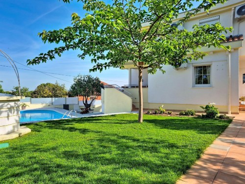 Ferienhaus - 8 Personen -  - 23000 - Zadar