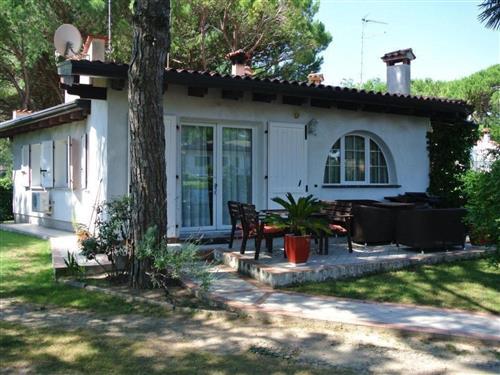 Holiday home - 6 persons -  - Lignano Pineta - 33054