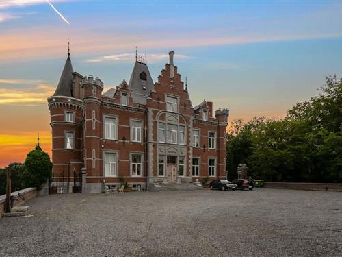 Slot / Borg - 40 personer -  - 5340 - Gesves