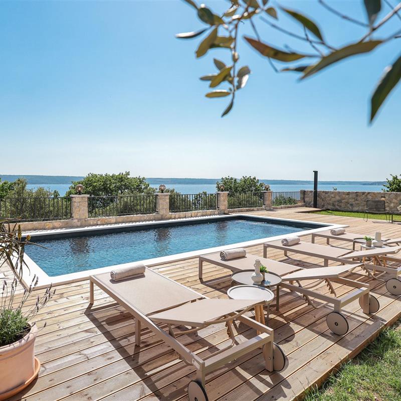 Sommerhus - 9 personer -  - Maslenica - 23243