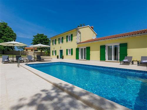 Holiday home - 8 persons -  - Porec/Kringa - 52444