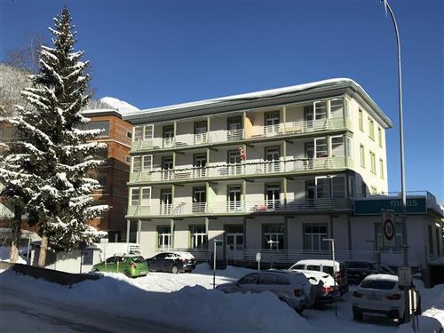 Holiday Home/Apartment - 6 persons -  - Tobelmühlestrasse - 7270 - Davos