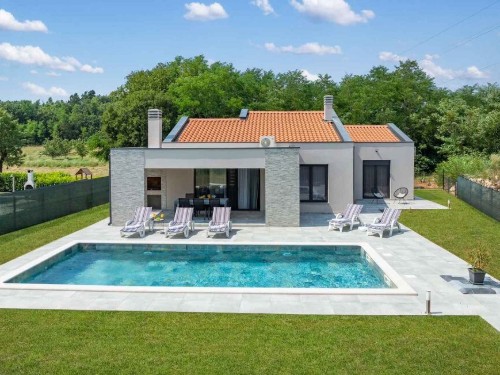 Holiday home - 6 persons -  - Lukici - Labin-Lukici - 52231 - Santalezi
