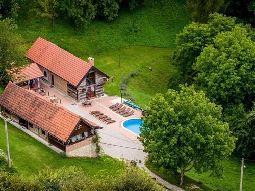 Holiday home - 14 persons -  - Novi Marof - 42220