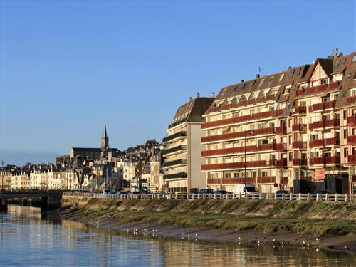 Holiday Home/Apartment - 4 persons -  - Deauville-Trouville - 14360