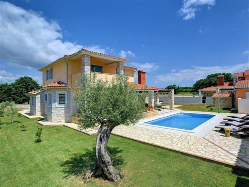 Holiday home - 9 persons -  - Barbariga - 0