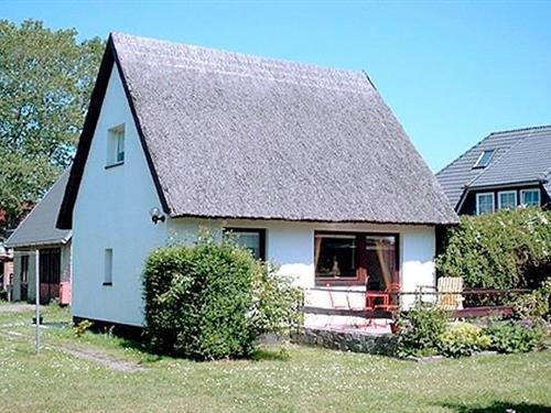 Holiday Home/Apartment - 2 persons -  - Barther Str. - 18374 - Zingst