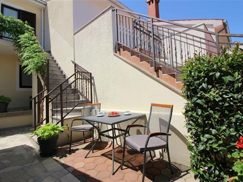 Holiday Home/Apartment - 2 persons -  - Bruno Valenti 54 - 52440 - Porec