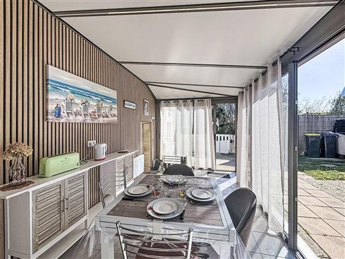 Holiday home - 4 persons -  - Le Bono - 56400