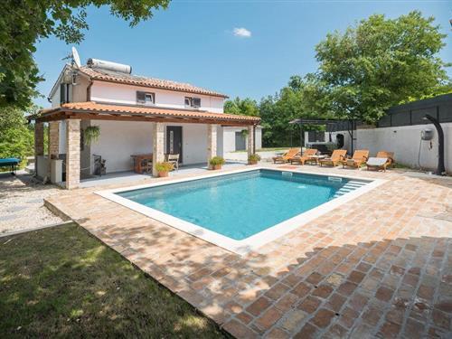 Sommerhus - 5 personer -  - Krnicari - Zminj- Krnicari - 52341 - Krnicari