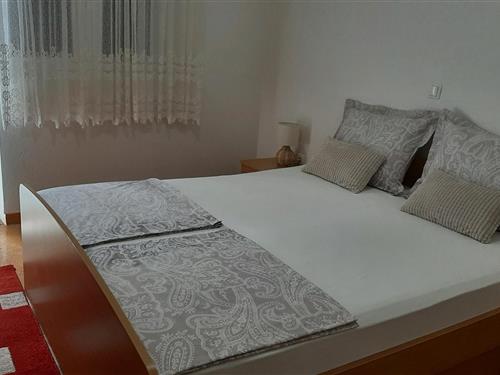 Holiday Home/Apartment - 3 persons -  - Makarska - 21300 - Makarska