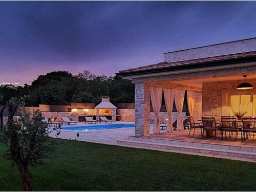 Villa - 10 personer -  - 51514 - Gostinjac