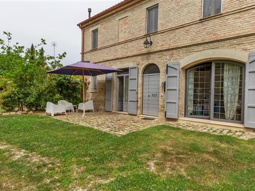 Villa - 8 personer -  - 60010 - Ostra