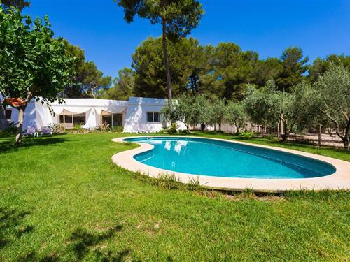 Holiday home - 8 persons -  - Carrer Sector - 07458 - Can Picafort