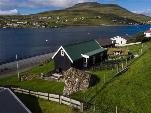 Holiday Home/Apartment - 4 persons -  - Saltnesvegur 9 - Faroe Isl Place - 0656 - Saltnes