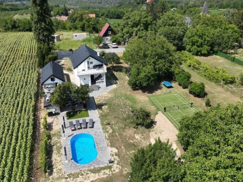 Holiday home - 7 persons -  - Rudina Sadovi - 31205 - Aljmas