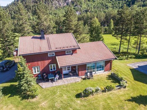 Holiday home - 10 persons -  - Hillestad - Tovdalen/Hillestad - 4869 - Dølemo