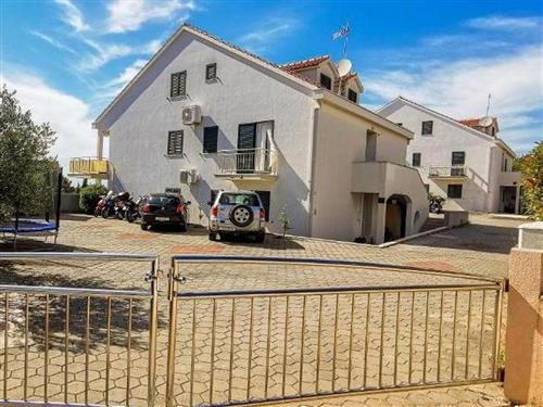 Ferielejlighed - 8 personer -  - Gomilica II - 21405 - Milna