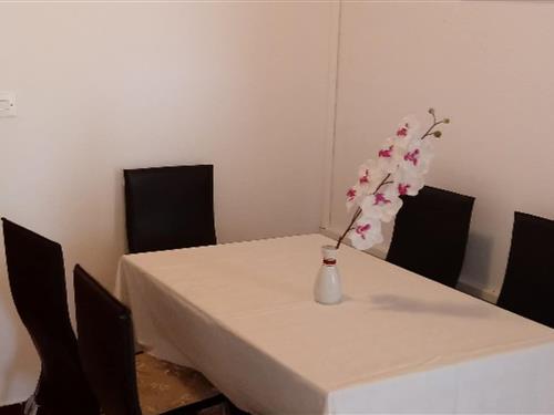 Ferielejlighed - 4 personer -  - 21223 - Okrug Gornji