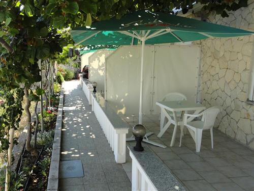 Holiday Home/Apartment - 2 persons -  - Bušinci - 21223 - Bušinci