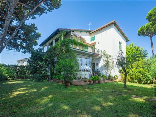 Sommerhus - 6 personer -  - Lido Di Camaiore - 55043