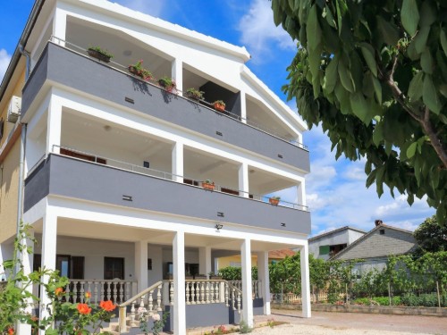 Holiday apartment - 8 persons -  - Obala Alfreda Lisice - 23205 - Bibinje
