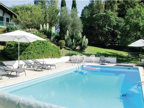 Holiday home - 7 persons -  - Route d'Arcangues - 64480 - Ustaritz