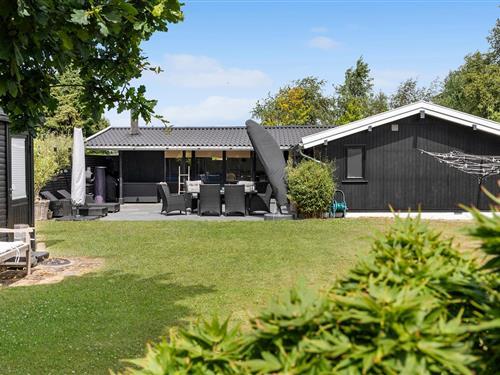 Sommerhus - 8 personer -  - Brudelysvej - Marielyst - 4873 - Væggerløse