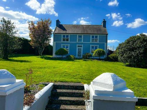 Holiday home - 6 persons -  - V93H9V0 - Farranfore