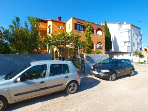 Holiday apartment - 8 persons -  - 52203 - Medulin