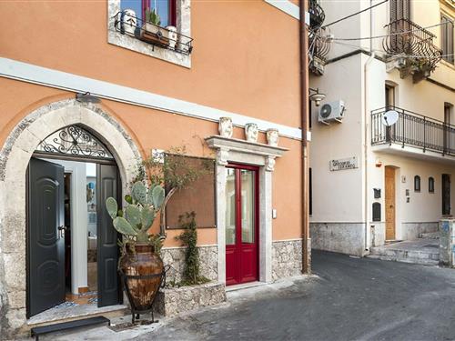 Holiday Home/Apartment - 4 persons -  - 98039 - Taormina