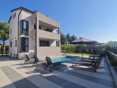 Ferienhaus - 12 Personen -  - 52452 - Porec/Funtana