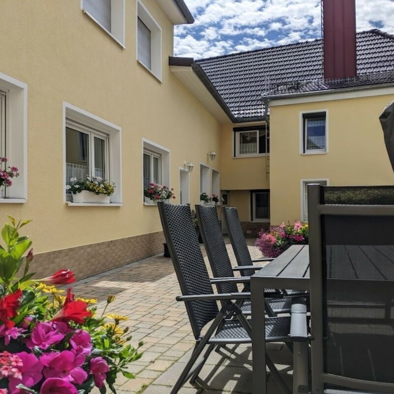 Sommerhus - 4 personer -  - 99338 - Plaue