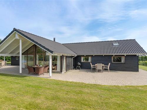 Holiday home - 12 persons -  - Thorsvej - Hasmark - 5450 - Otterup