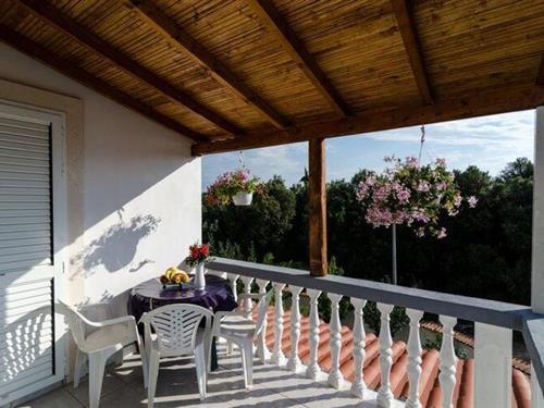 Holiday Home/Apartment - 4 persons -  - 20246 - Drace