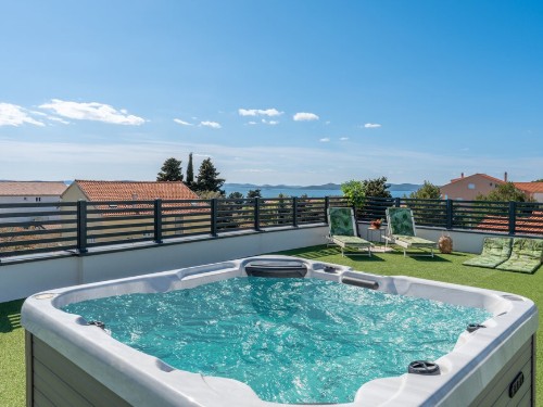 Holiday home - 10 persons -  - Alojzija Stepinca - Biograd-Drage - 23211 - Drage