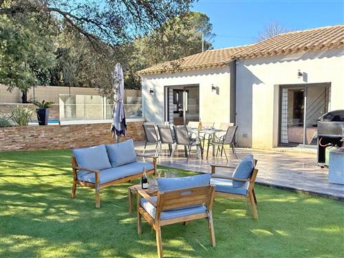 Holiday home - 6 persons -  - Plan De La Tour - 83120