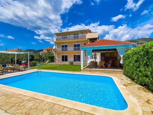 Ferienhaus - 14 Personen -  - Majurina - Trogir-Kastel Luksic - 21215 - Kastel Luksic
