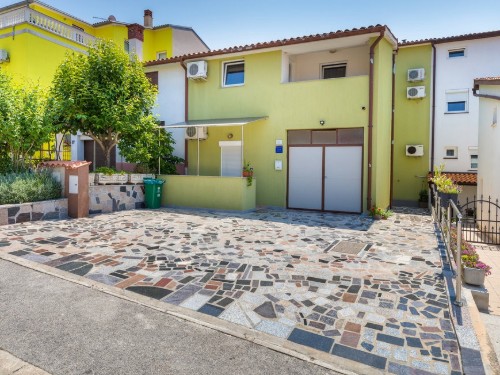 Holiday apartment - 4 persons -  - Caprinov prilaz - 52100 - Pula