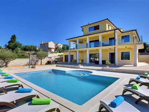 Feriehus - 14 personer -  - Percan Mije - Rakalj - 52208 - Krnica