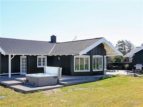 Holiday Home/Apartment - 10 persons -  - Kvansletten - 9493 - Saltum
