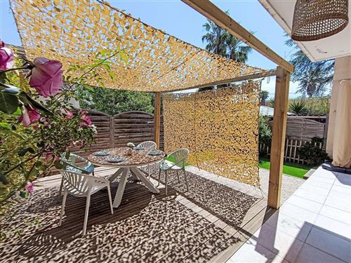 Holiday apartment - 4 persons -  - Fréjus - 83600