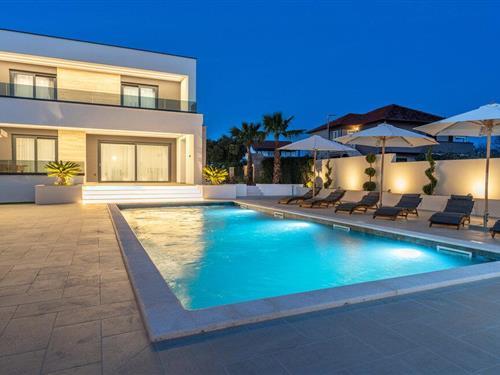 Holiday home - 10 persons -  - Vukovarska - Biograd - 23210 - Biograd Na Moru