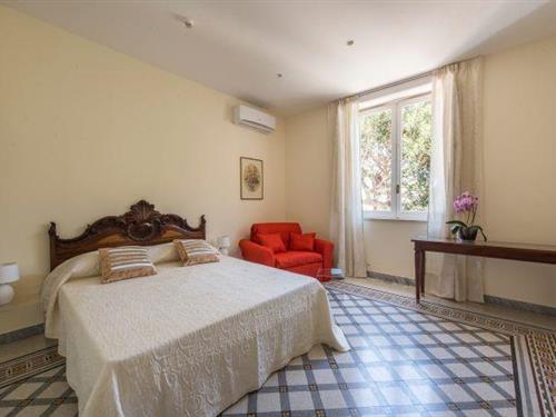 Ferienhaus - 2 Personen -  - 90142 - Palermo