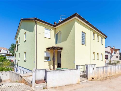 Holiday Home/Apartment - 2 persons -  - 52465 - Tar/Porec